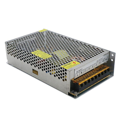 Découvrez des performances inégalées avec l'alimentation de commutation S8FS-C15024