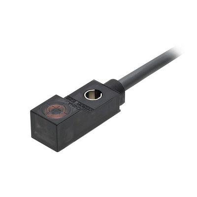 Capteur de proximité inductive E2S-W21 2M très précis avec technologie OMS