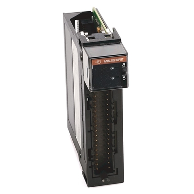 1756-IF8 Module A/I de contrôle logique à 8 points avec autre interface de communication